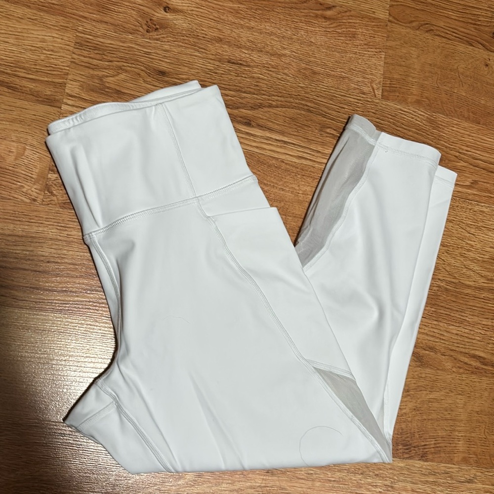 Athleta crops